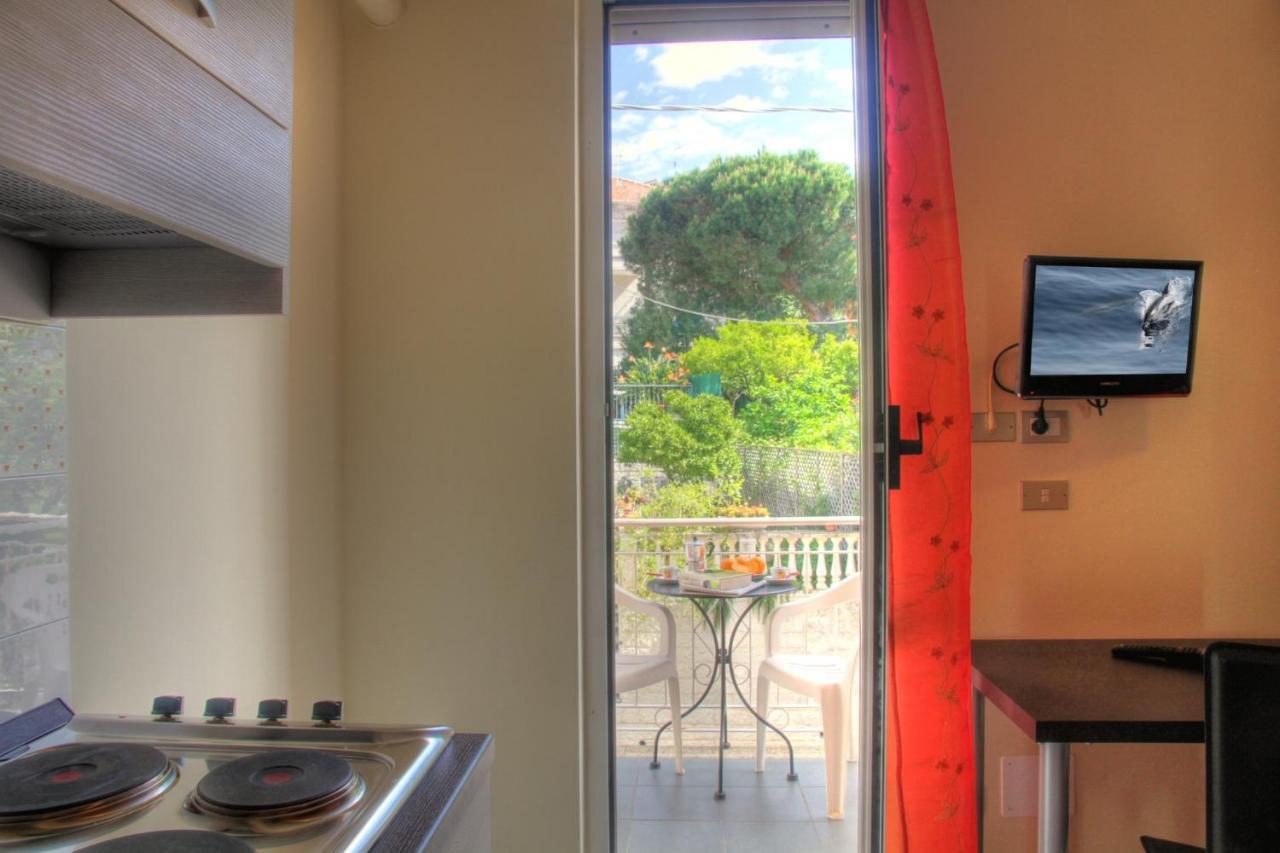 Residence Bellevue Apartments Pietra Ligure Exteriér fotografie